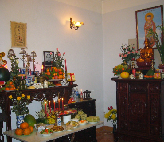 Giải mã giấc mơ thấy bàn thờ dự báo gì?