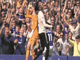 Man United vẫn sẽ khó lòng cạnh tranh chức vô địch với đối thủ.