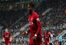 Tin CN 18/3: Dortmund tham gia cuộc đua giành sao Liverpool