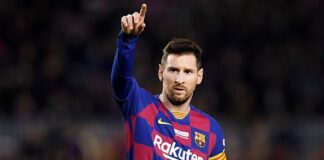 Chuyển nhượng 3/8: Messi ký hợp đồng với Barca