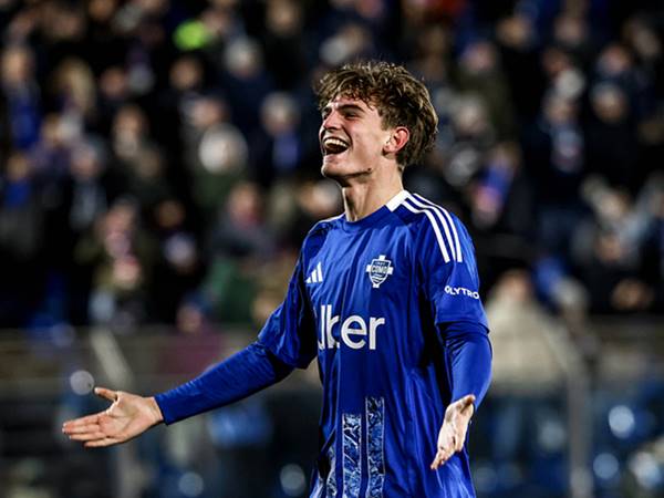 Chuyển nhượng 27/8: Real Madrid và Como tranh giành Nico Paz
