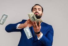 Giải mã mơ thấy đàn ông cho tiền 500 nghìn là điềm gì?