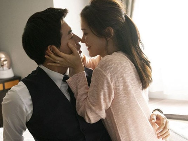 Nằm mơ thấy người yêu ngoại tình là điềm gì, đen hay đỏ?