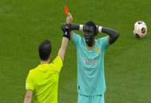 Khi nào thủ môn bị thẻ đỏ? Những trường hợp theo luật