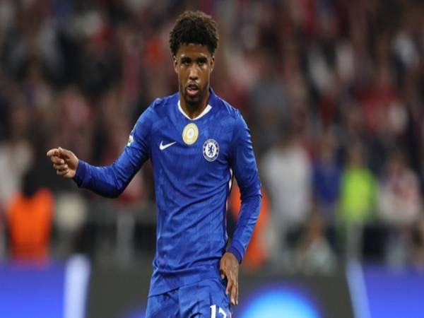 Tin chuyển nhượng: Chelsea sẵn sàng đẩy Andrey Santos ra đi