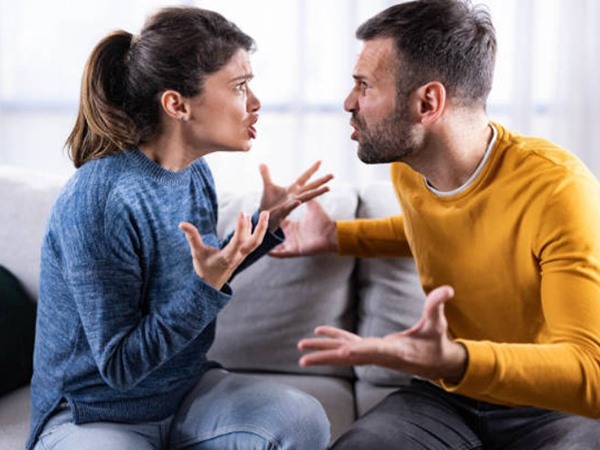 Mơ thấy cãi nhau điềm báo gì, con gì số gì giải đen?