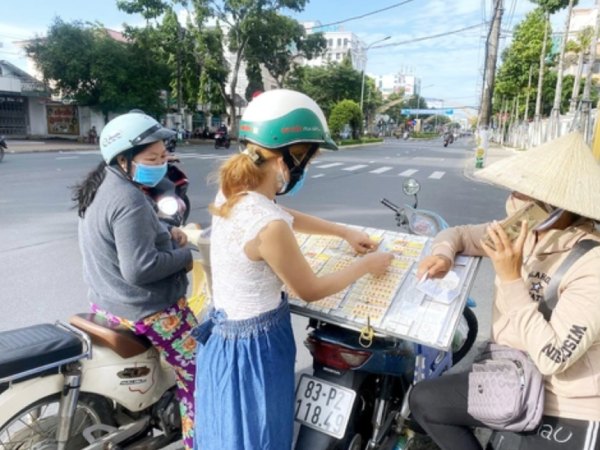 Nằm mơ thấy mua vé số là điềm gì, số gì con gì hên nhất?