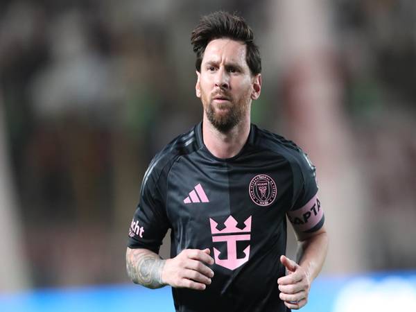 Lionel Messi - hơn 400 kiến tạo